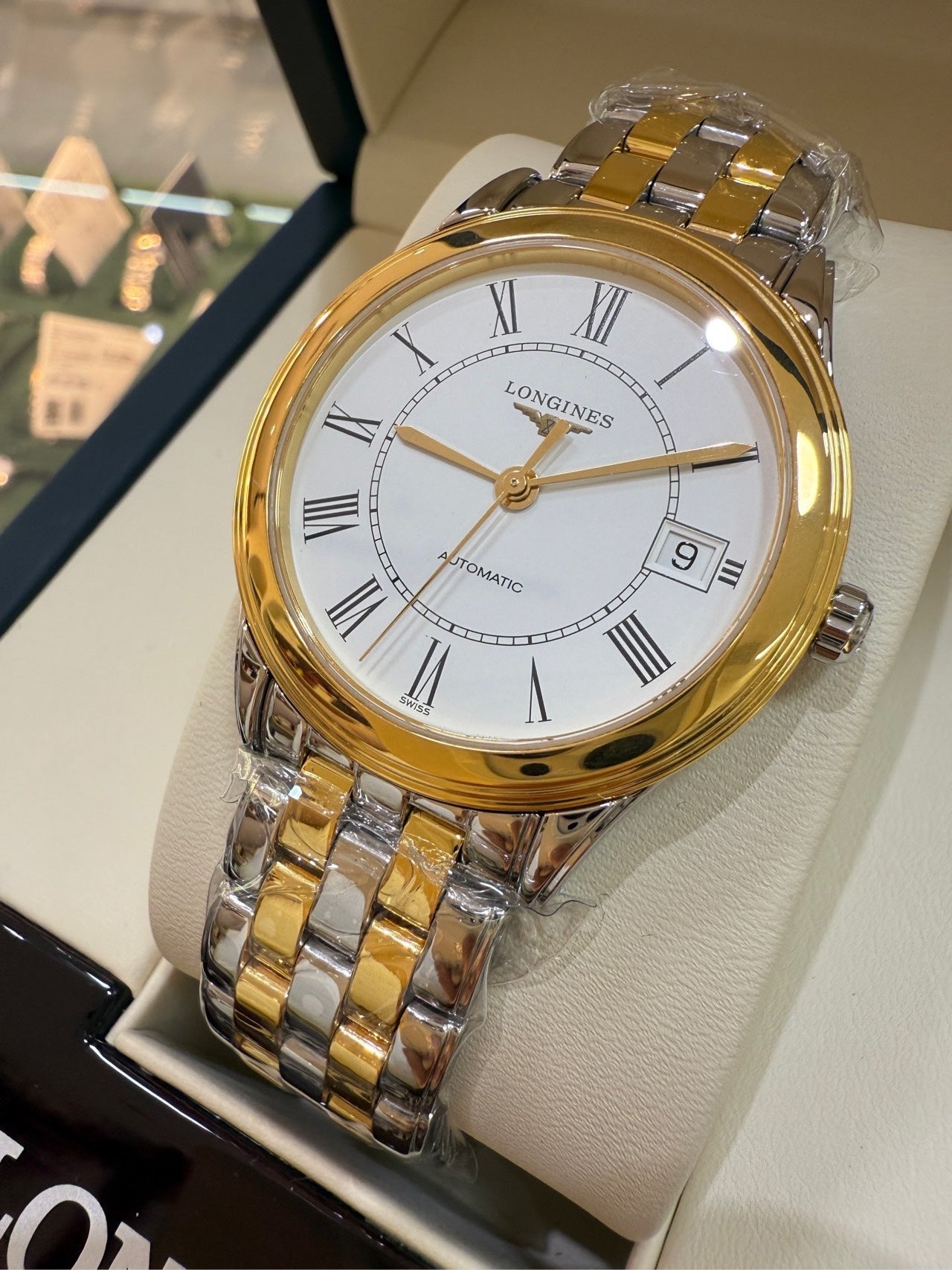 Longines Classic White Automatic (self-winding) watch 35.60 millimeters L4.774.3.21.7