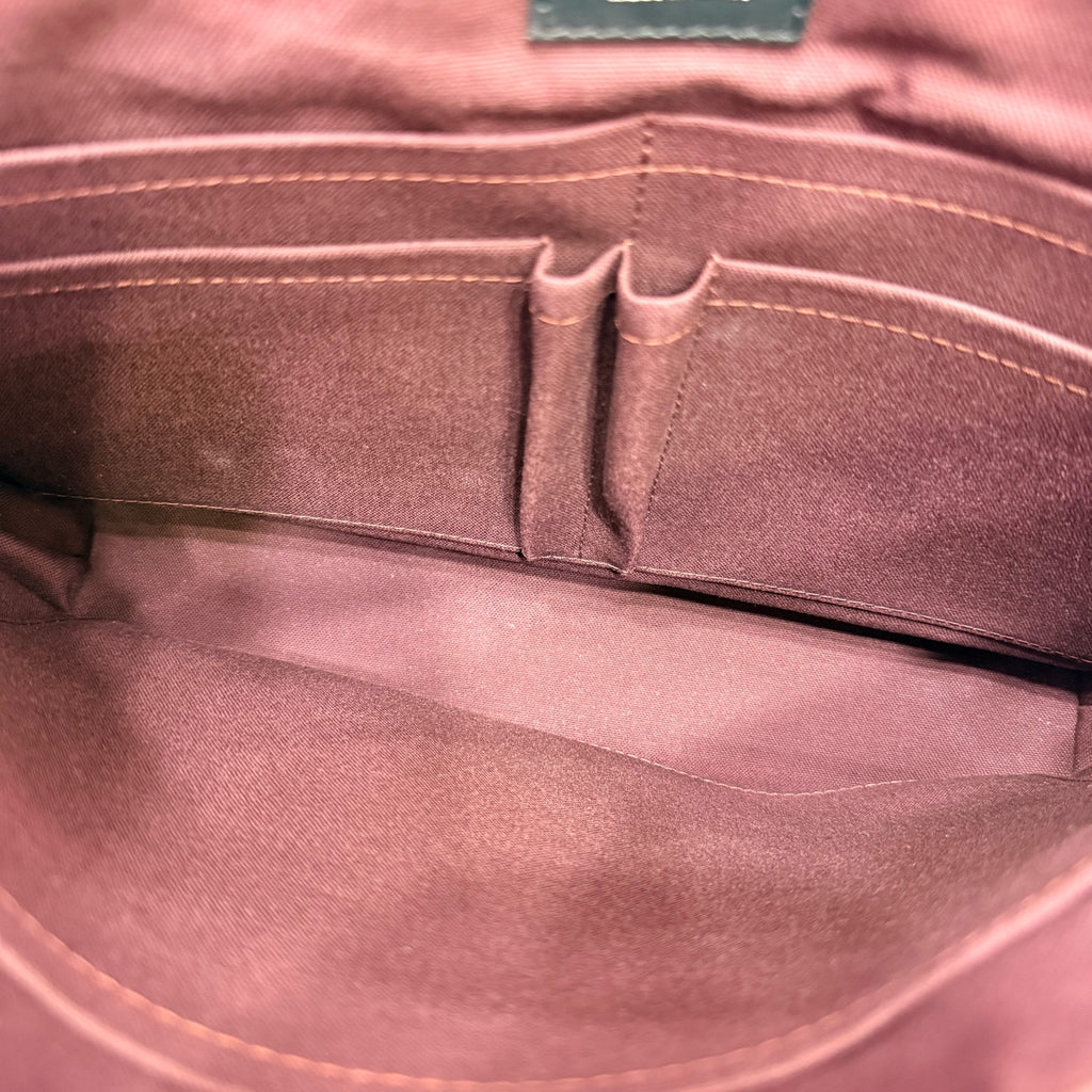 Louis Vuitton Messenger Bag