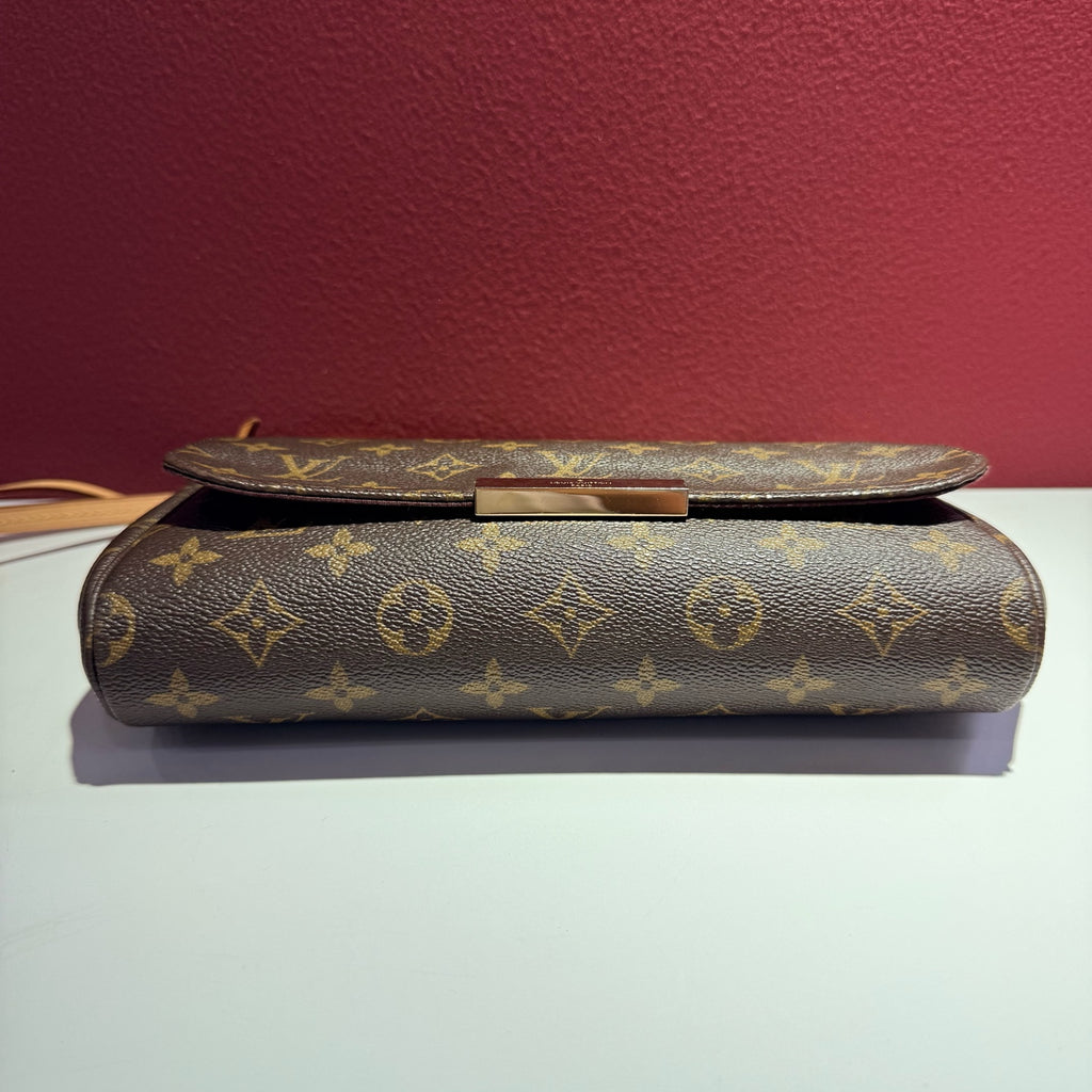 Louis Vuitton Crossbody 24.0x 14.0x 5.0 cm M40717