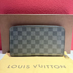 Louis Vuitton Black Clutch 21.0x12.0cm N63077