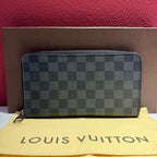 Louis Vuitton Black Clutch 21.0x12.0cm N63077