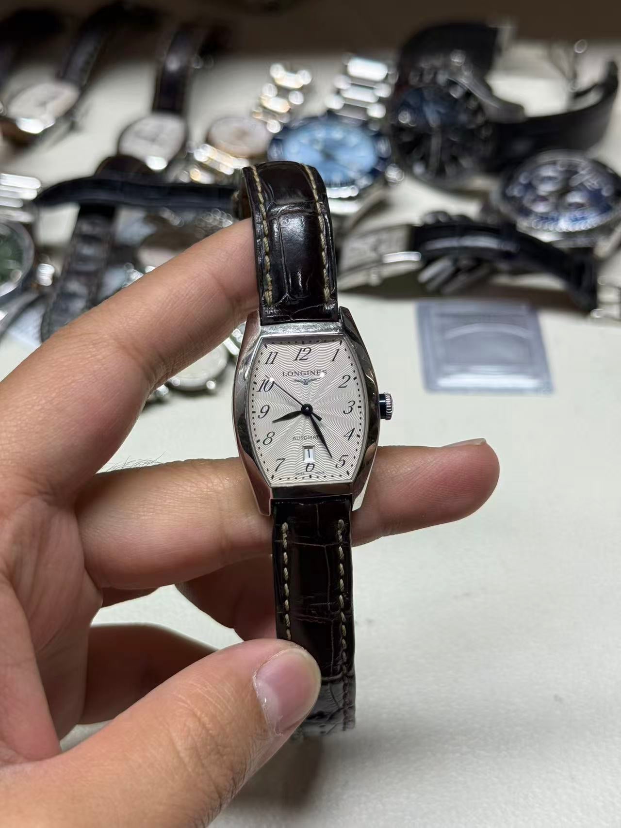 Longines Collection Series Automatic (self-winding) watch 26.00 X 30.60 MM L2.142.4.73.3