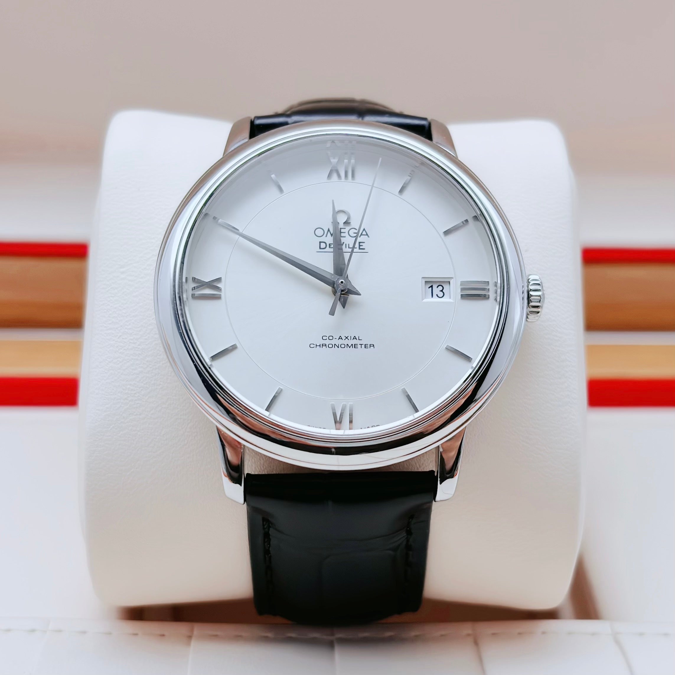 Omega Flying Disc Series Silver Automatic (self-winding) watch 39.5 424.13.40.20.02.001