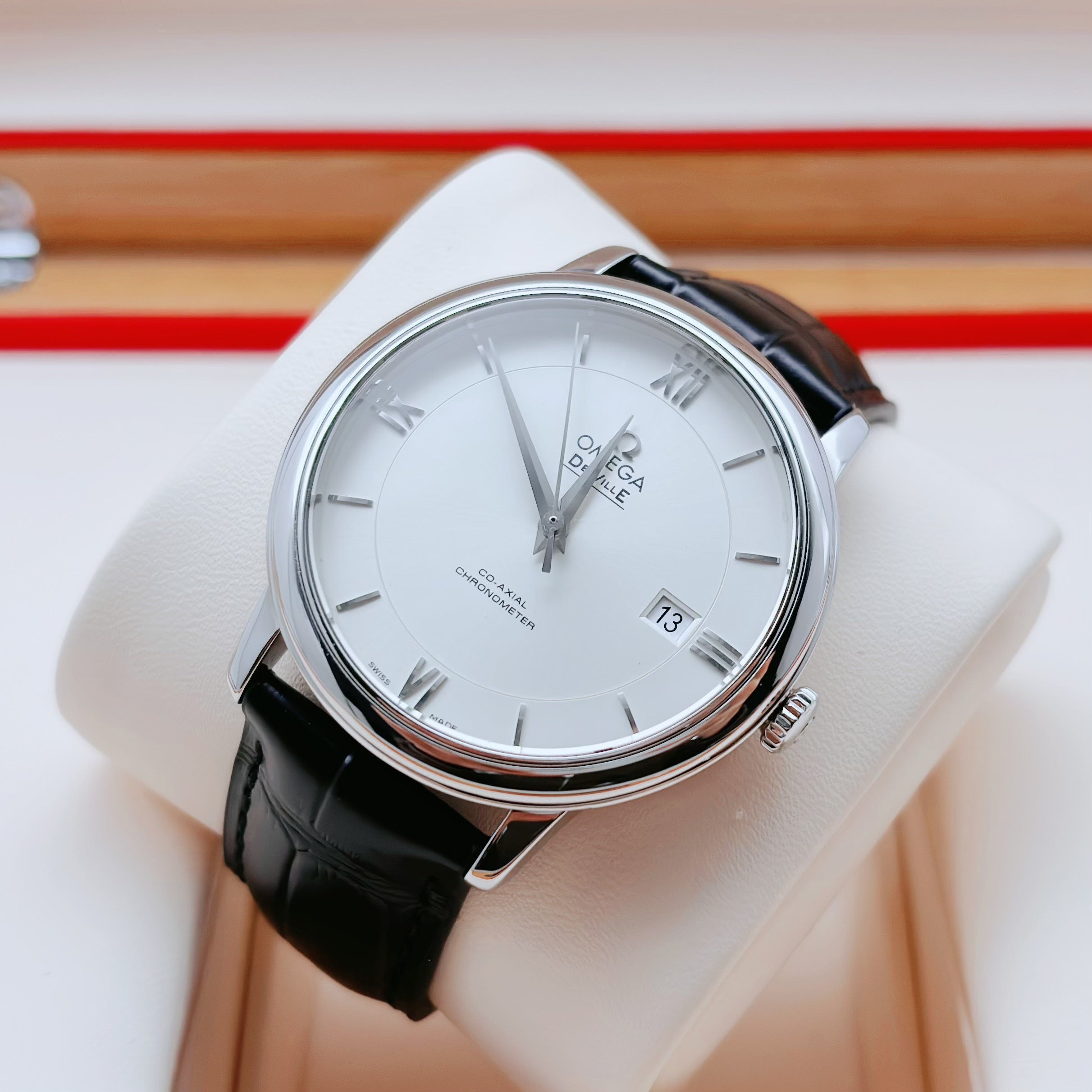 Omega Flying Disc Series Silver Automatic (self-winding) watch 39.5 424.13.40.20.02.001