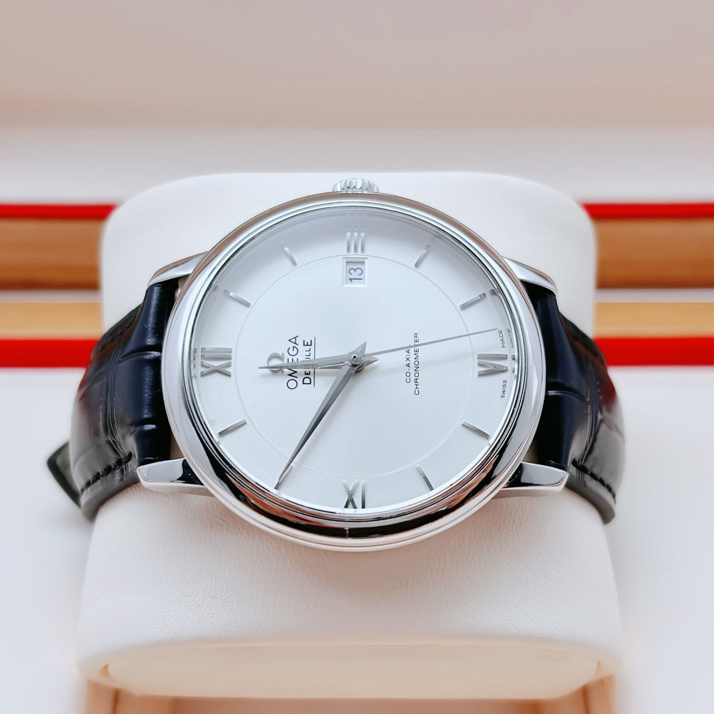 Omega Flying Disc Series Silver Automatic (self-winding) watch 39.5 424.13.40.20.02.001