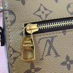Louis Vuitton Messenger Bag