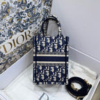 Dior Tote 50-MA-0272