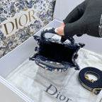 Dior Tote 50-MA-0272
