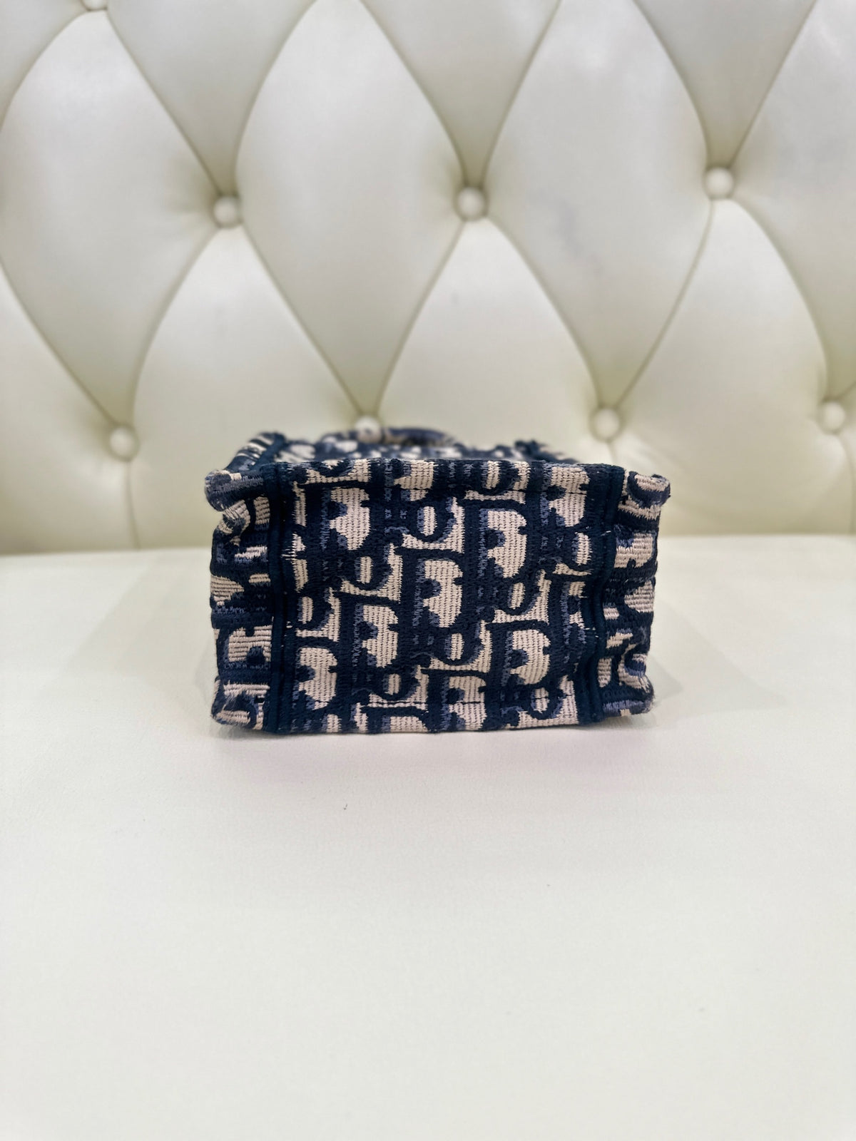 Dior Tote 50-MA-0272