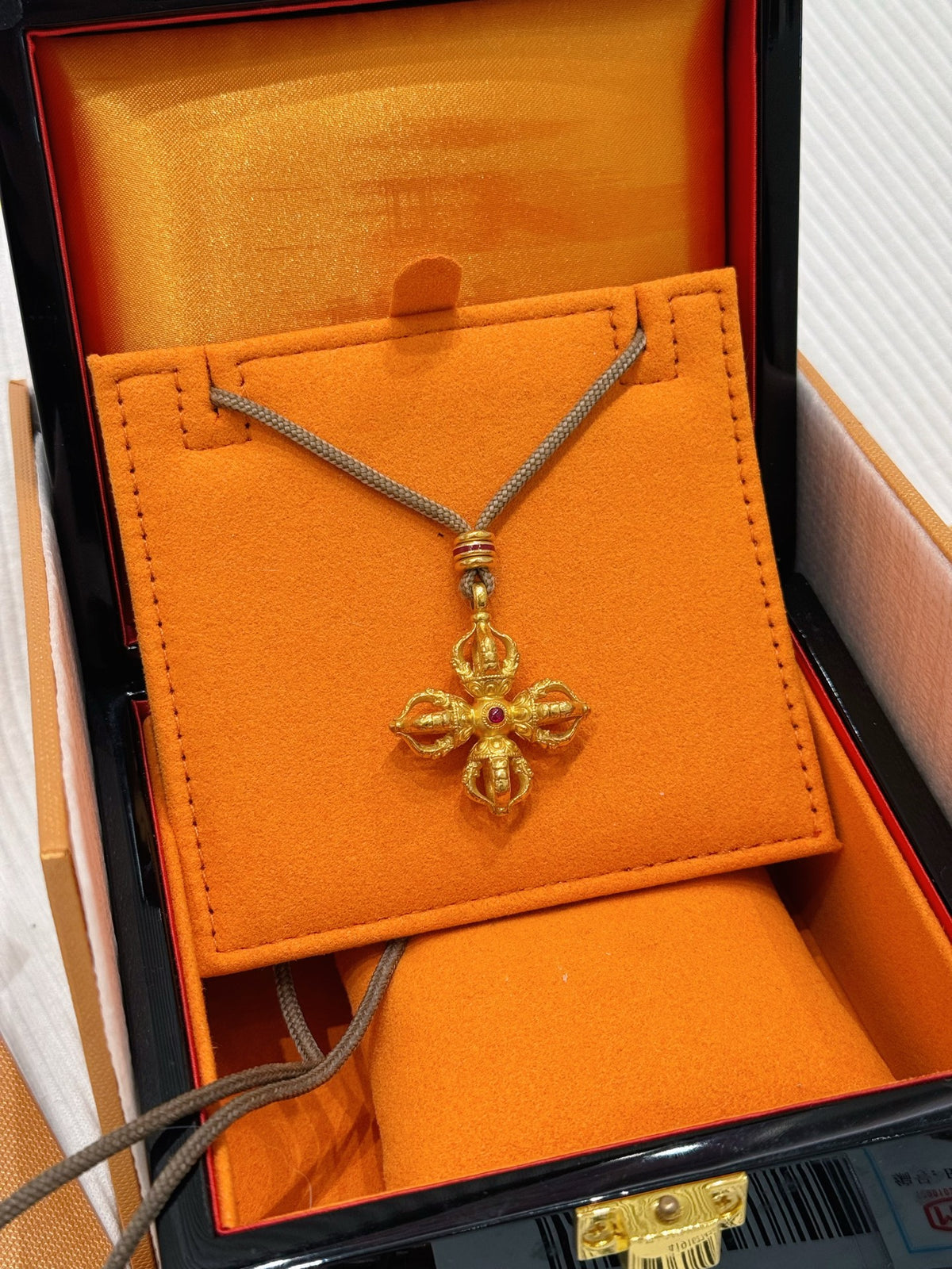 老铺 Necklace