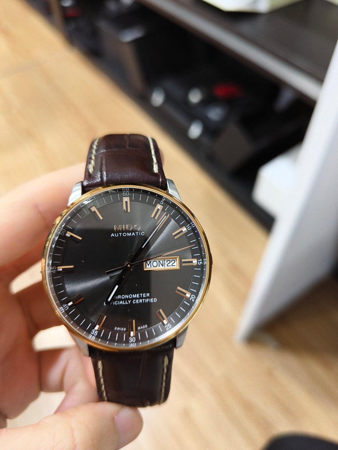 Mido Commander Rose gold Automatic (self-winding) watch 40 millimeters M021.431.26.061.00