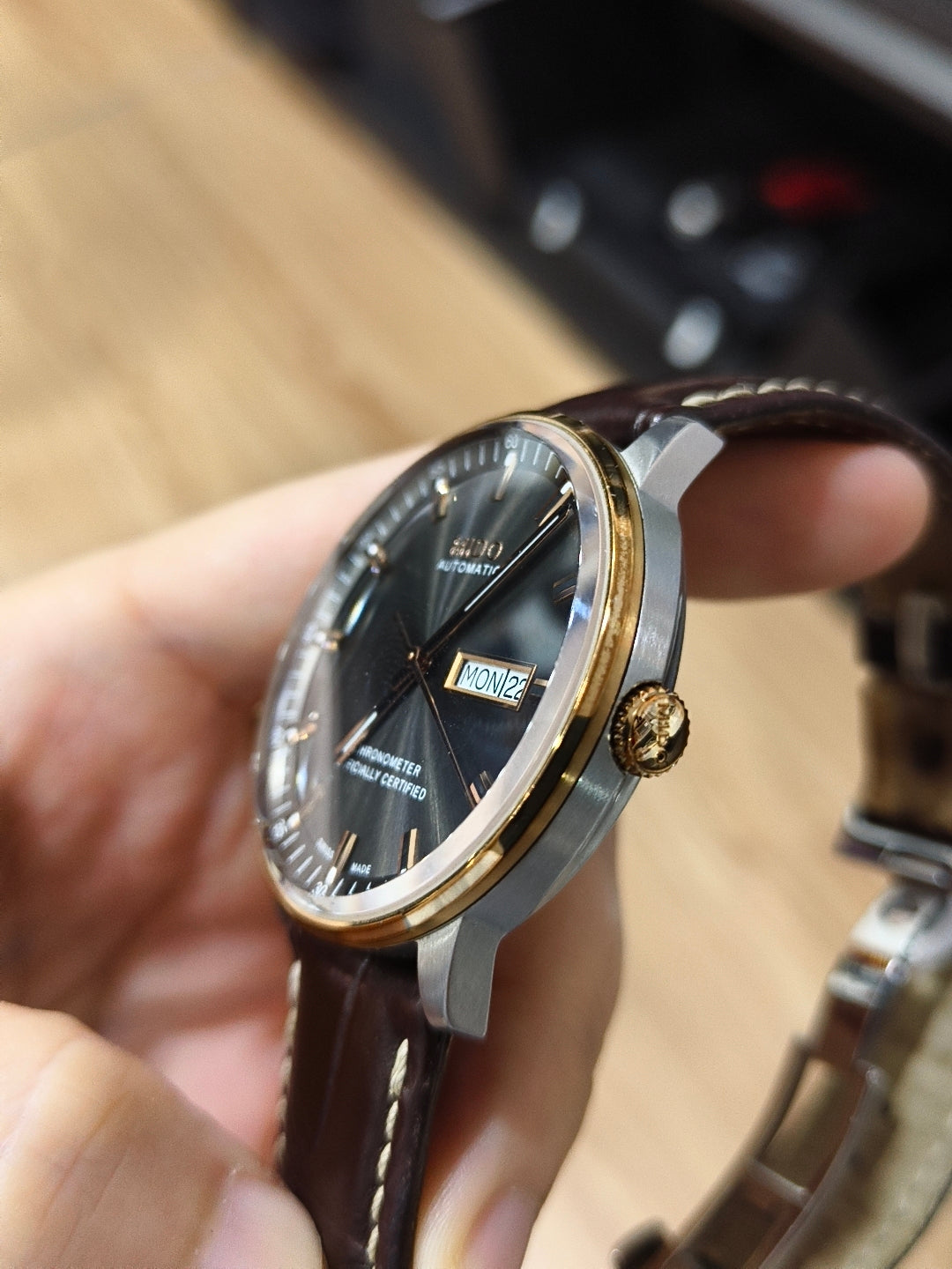 Mido Commander Rose gold Automatic (self-winding) watch 40 millimeters M021.431.26.061.00