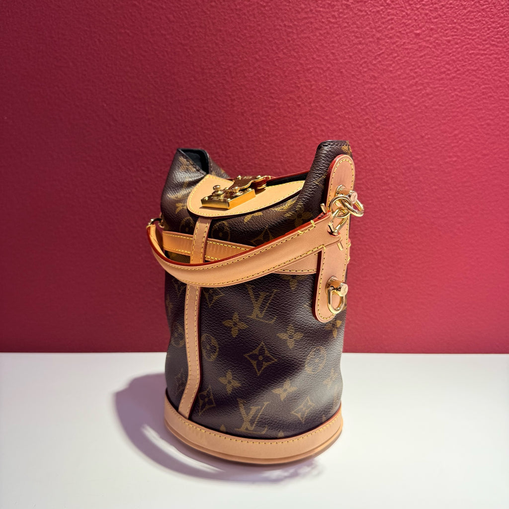 Louis Vuitton Duffle Crossbody 22.0x 23.0x 14.0 cm M43587