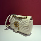 Gucci GG Marmont Collection White Crossbody 22 cm (width) x 13 cm (height) x 6 cm (depth) 446744 DTDIT 9022