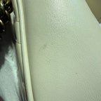 Gucci GG Marmont Collection White Crossbody 22 cm (width) x 13 cm (height) x 6 cm (depth) 446744 DTDIT 9022