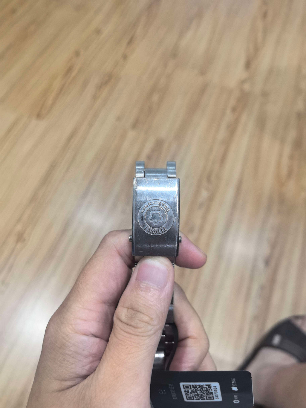 梅花 Black Mechanical watch