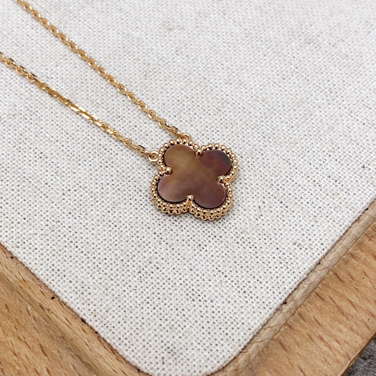 Van Cleef & Arpels Gray Necklace