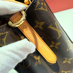 Louis Vuitton Montaigne Bb Crossbody 29.0x 20.0x 13.0 cm M41055