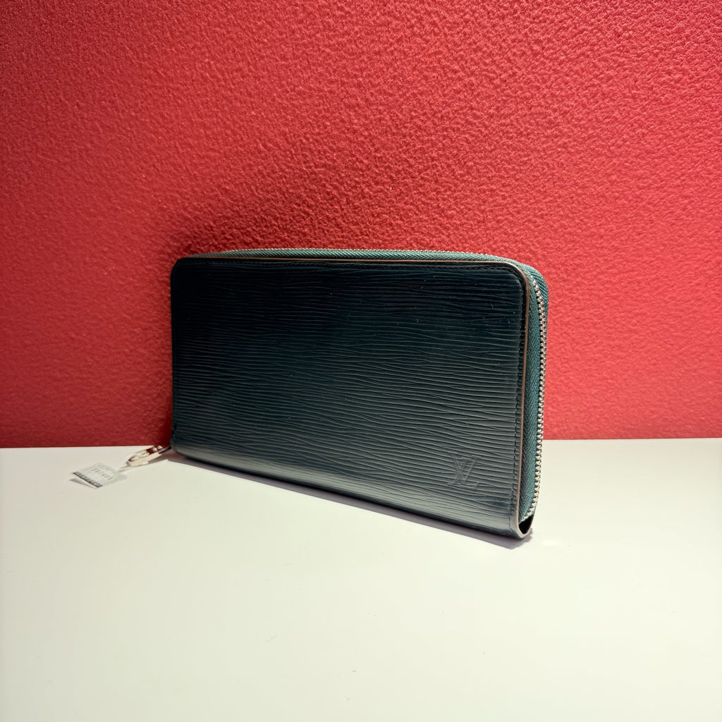 Louis Vuitton Blue Clutch 21.0x12.0cm