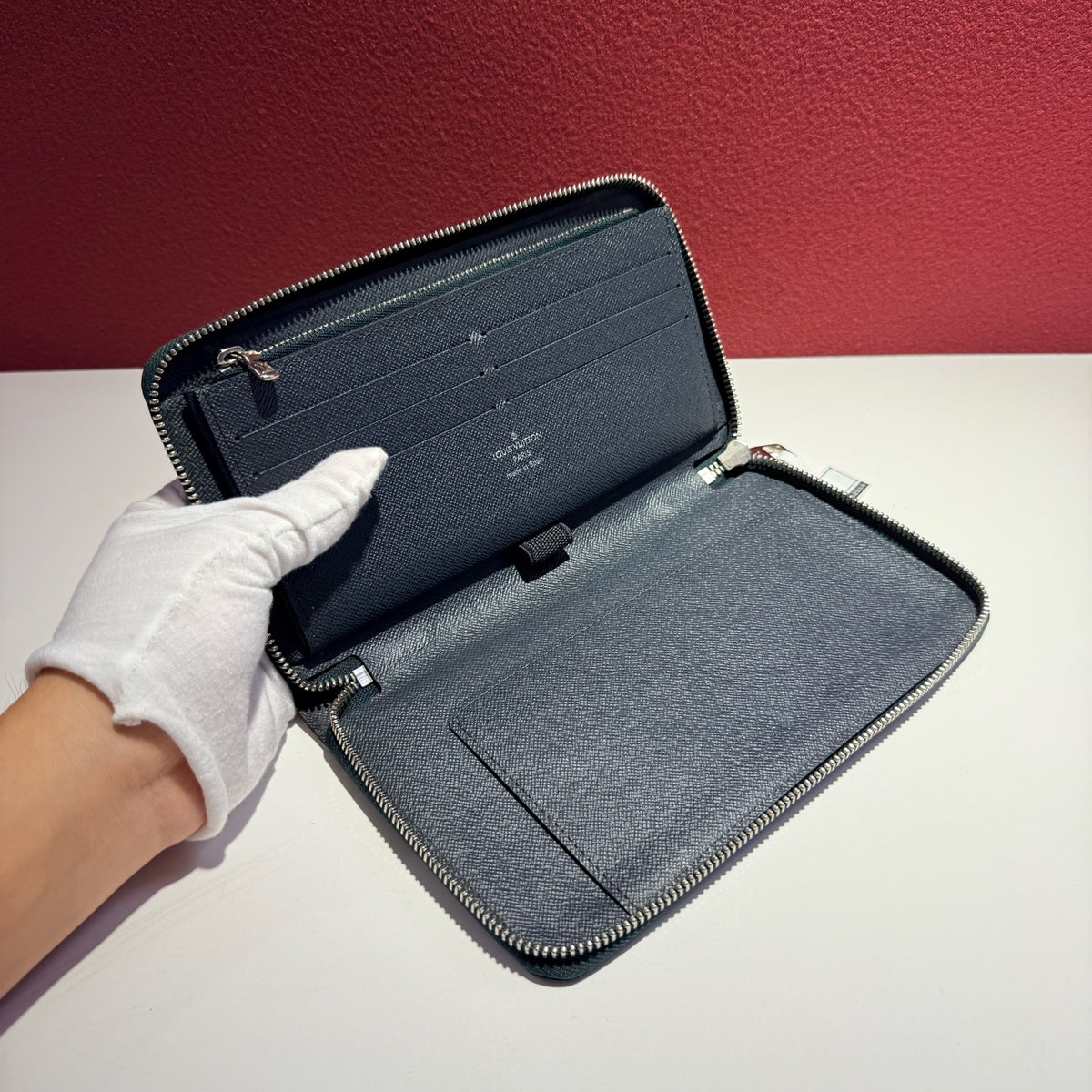 Louis Vuitton Blue Clutch 21.0x12.0cm