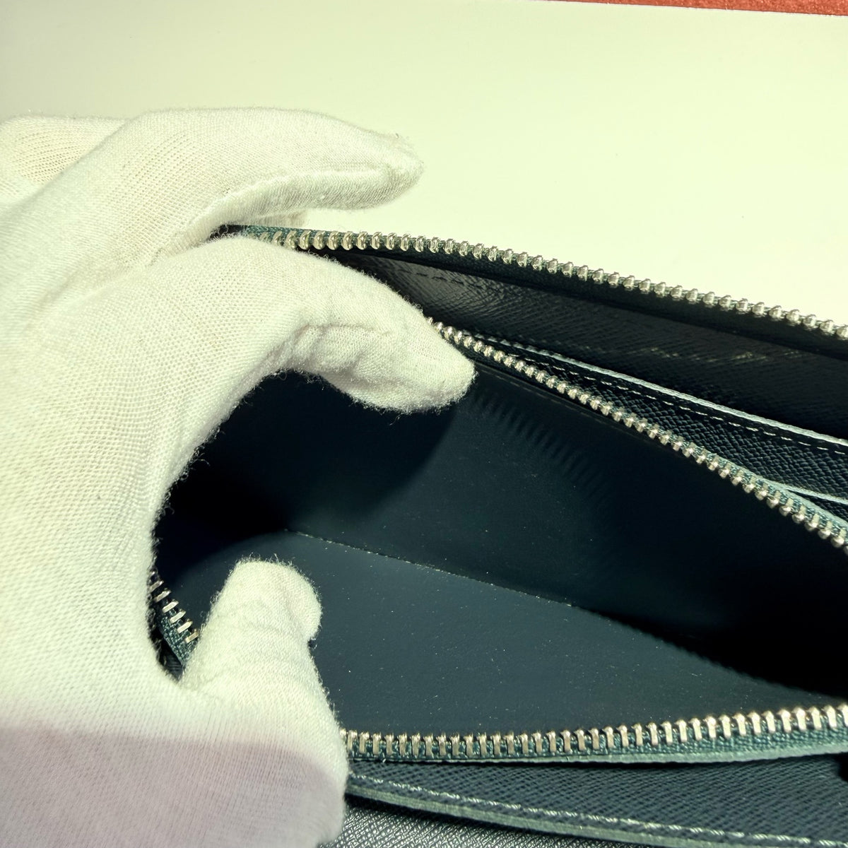 Louis Vuitton Blue Clutch 21.0x12.0cm