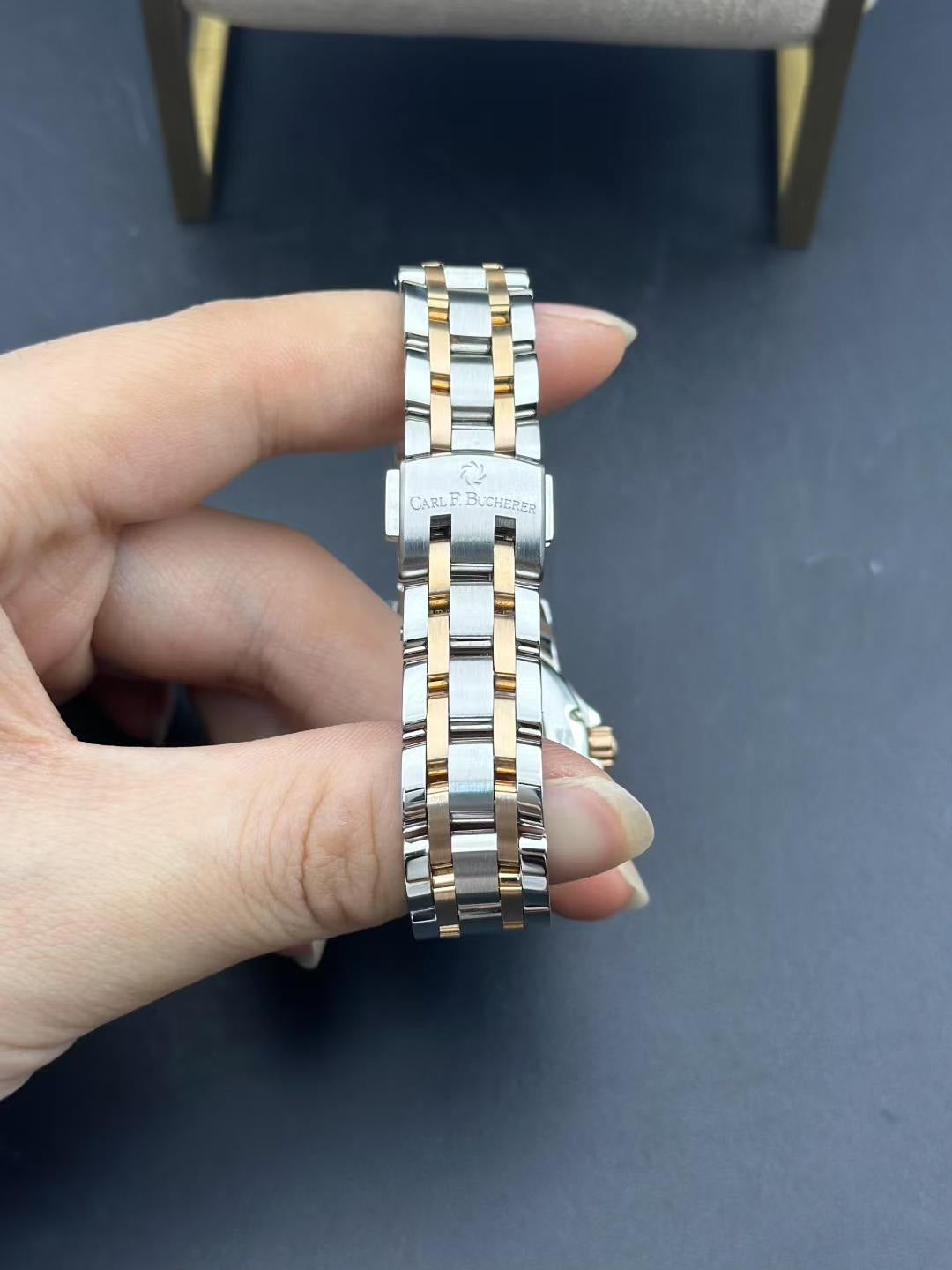 Carl F.Bucherer Pahlavi Rose gold Automatic (self-winding) watch 27 millimeters 00.10621.07.77.21
