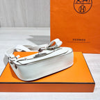 Hermes Jypsiere mini shoulder bag 22 cm long x 14.8 cm deep x 5.3 cm wide H083982CKAI