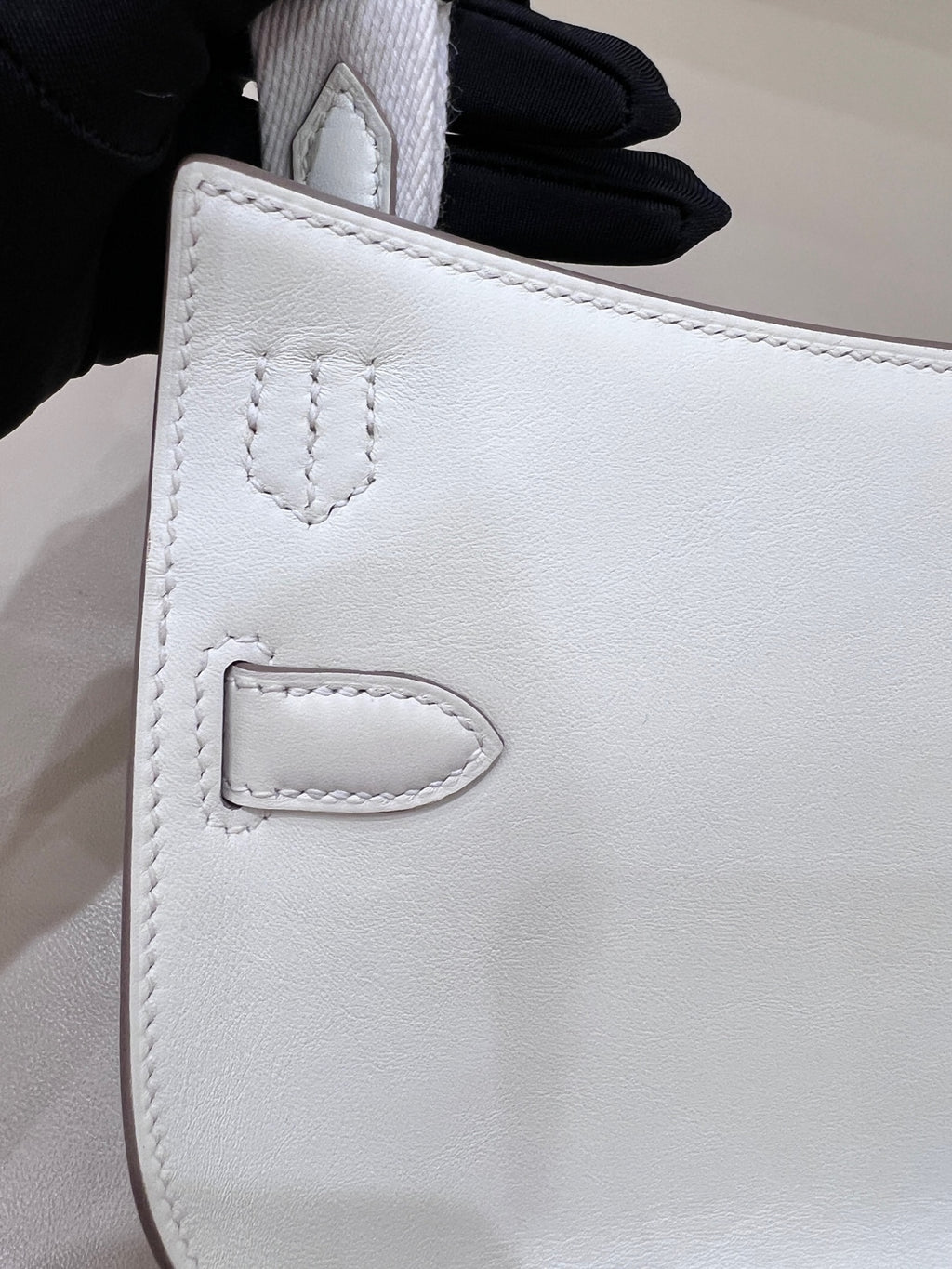 Hermes Jypsiere mini shoulder bag 22 cm long x 14.8 cm deep x 5.3 cm wide H083982CKAI