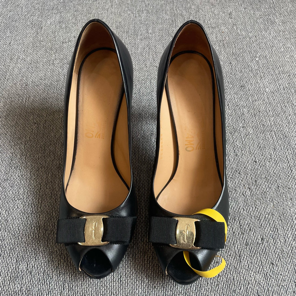 Salvatore Ferragamo Black High heels