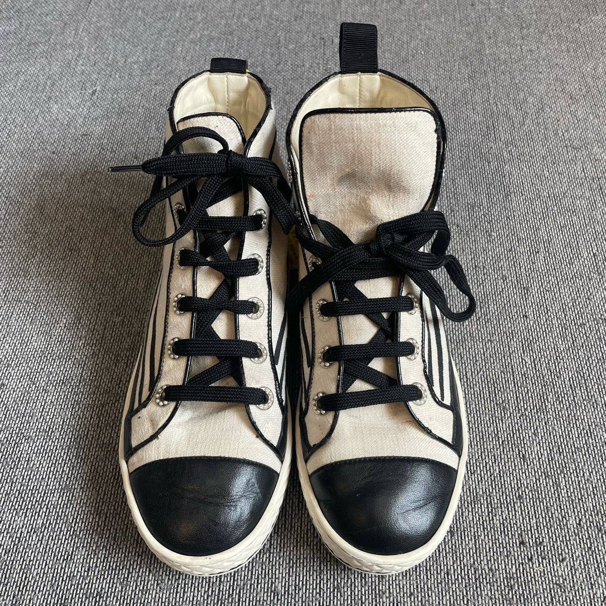 空白 Canvas White Skate shoes
