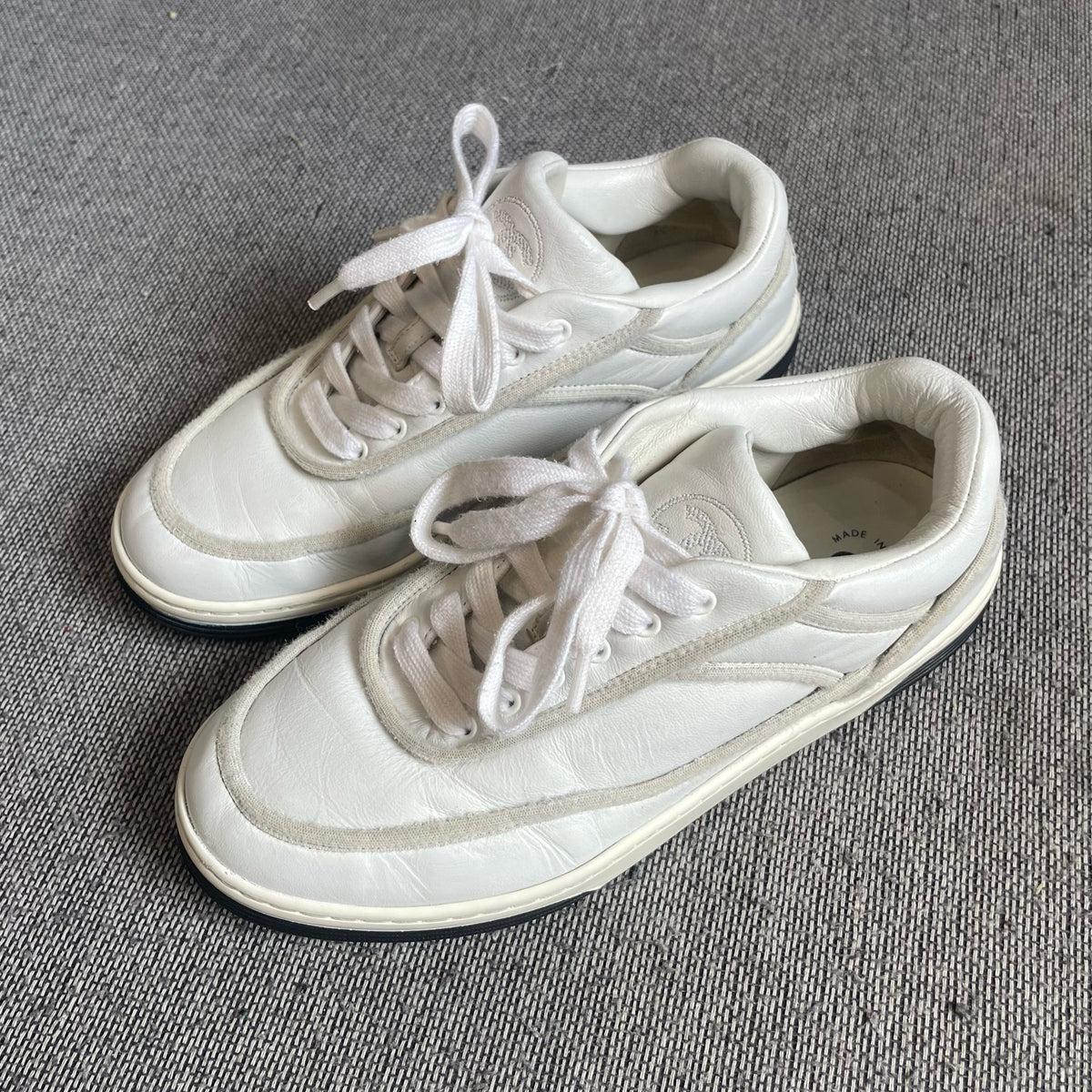 Chanel Leather White Skate shoes