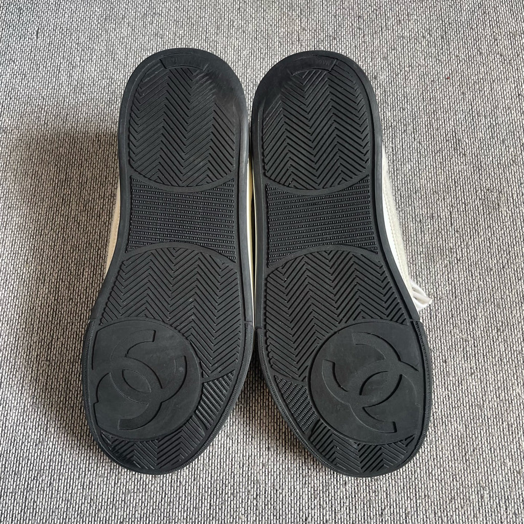 Chanel Leather White Skate shoes