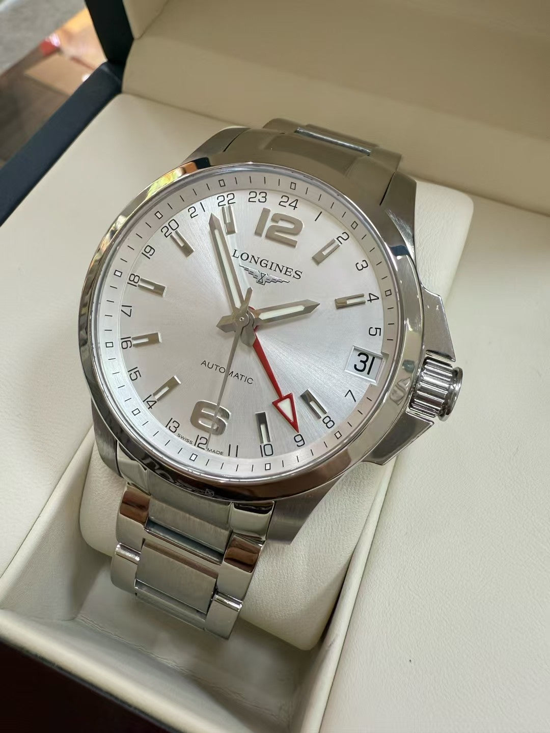 Longines Conquest Series White Automatic (self-winding) watch 41.00 MM L3.687.4.76.6