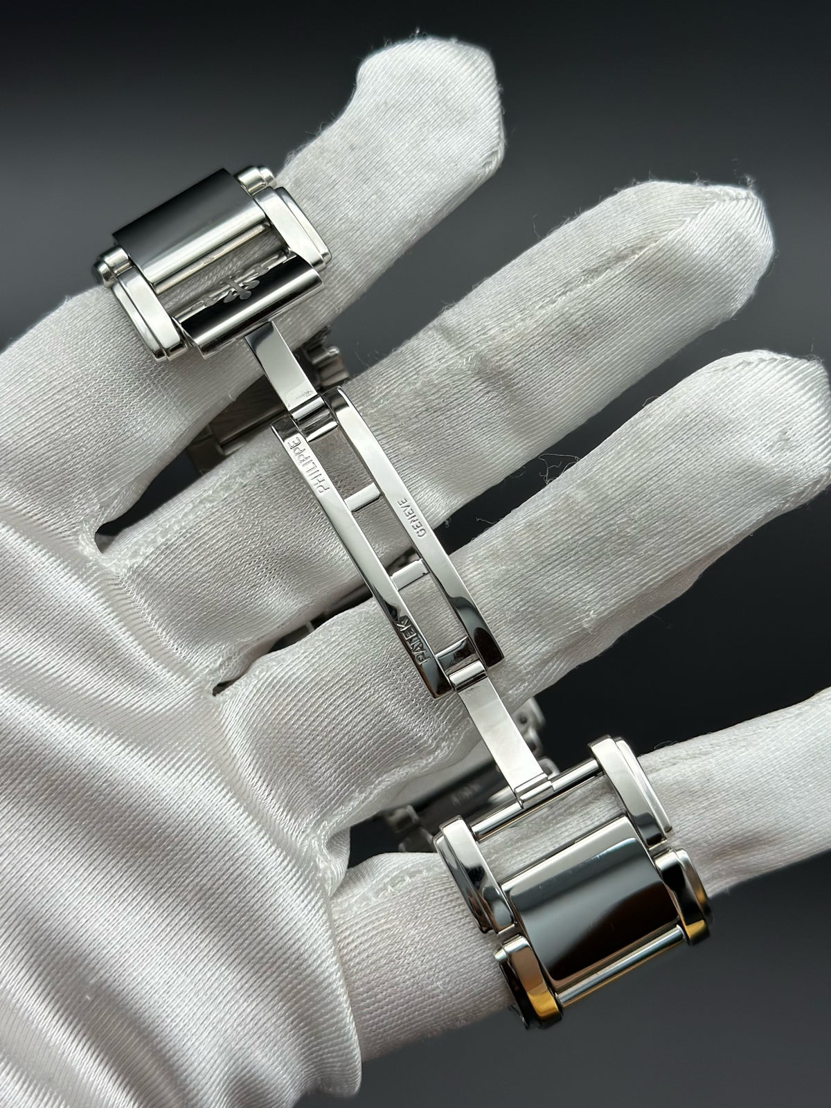 Patek Philippe White Quartz watch