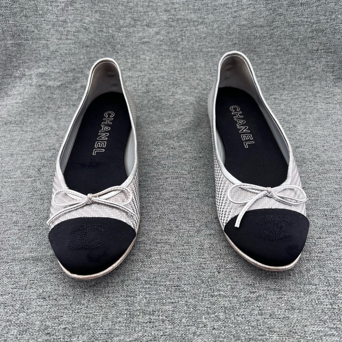 Chanel Flat shoes