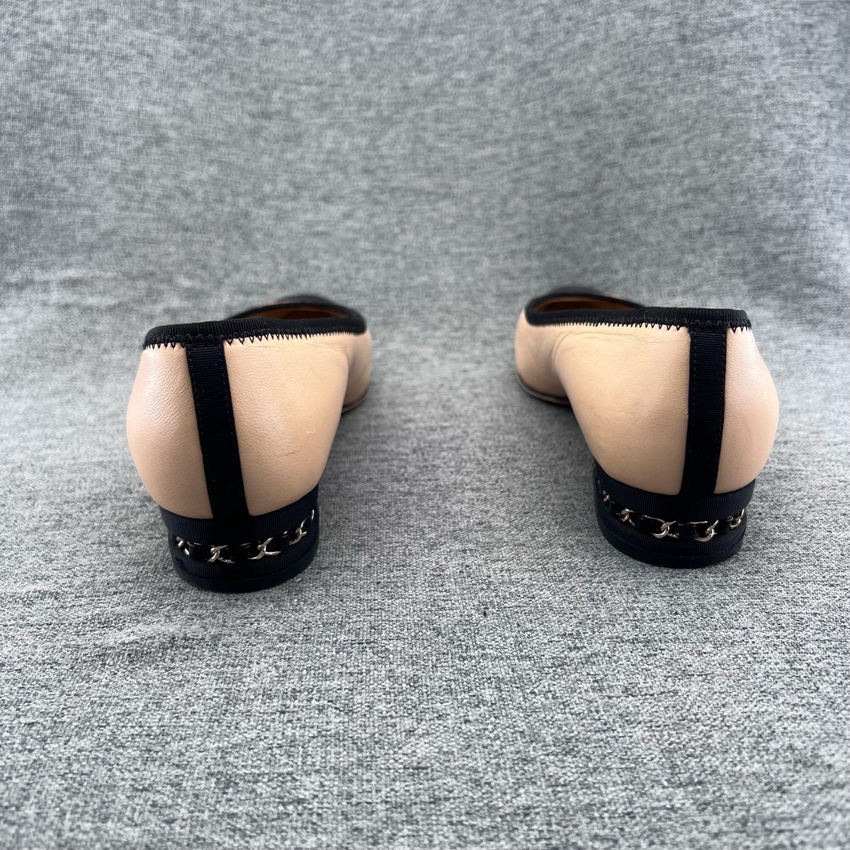 Chanel Flat shoes