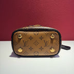 Louis Vuitton Crossbody