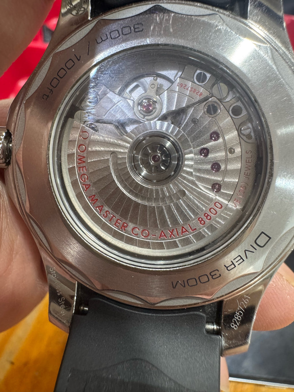 Omega Seahorse series 42 210.32.42.20.01.001