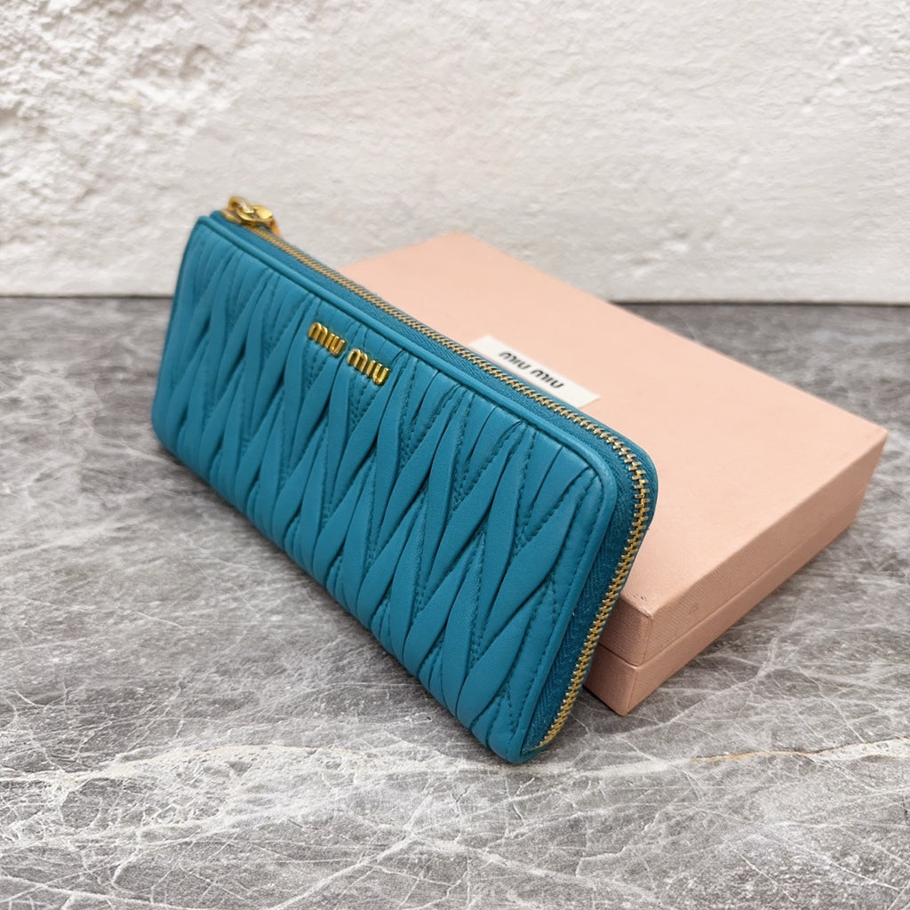 Miu Miu Blue