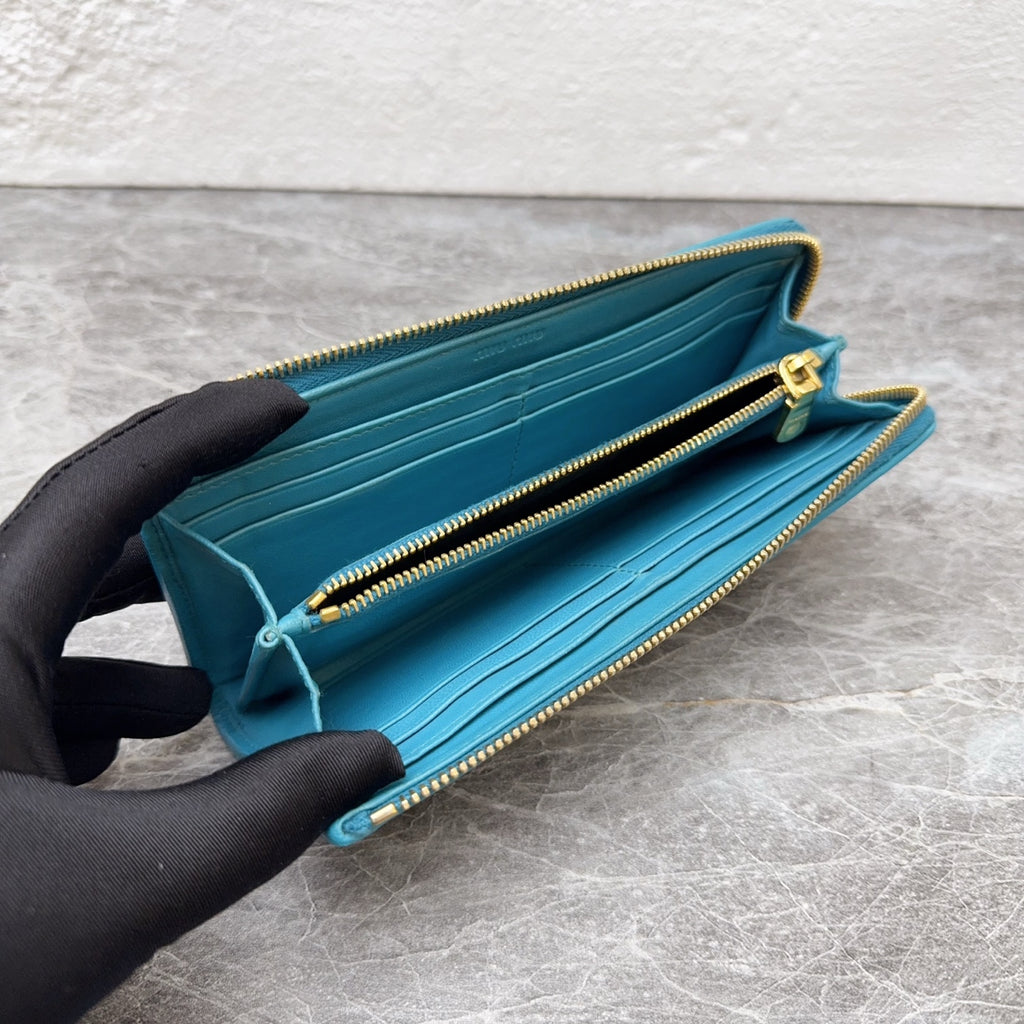 Miu Miu Blue
