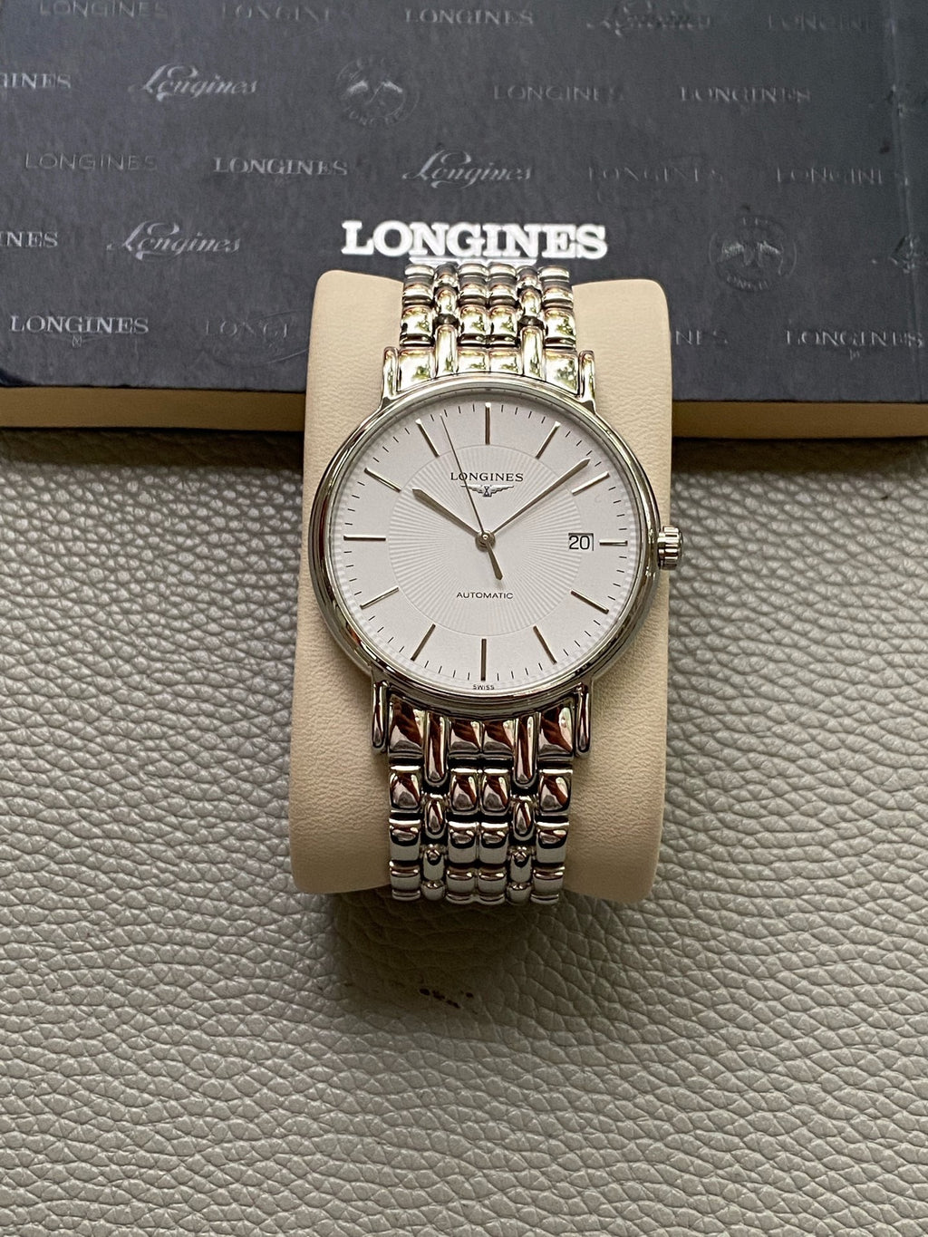 Longines Elegance White Automatic (self-winding) watch 38 millimeters L4.921.4.18.6