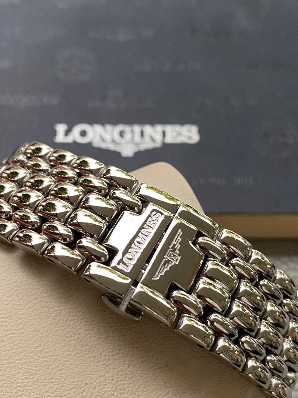 Longines Elegance White Automatic (self-winding) watch 38 millimeters L4.921.4.18.6