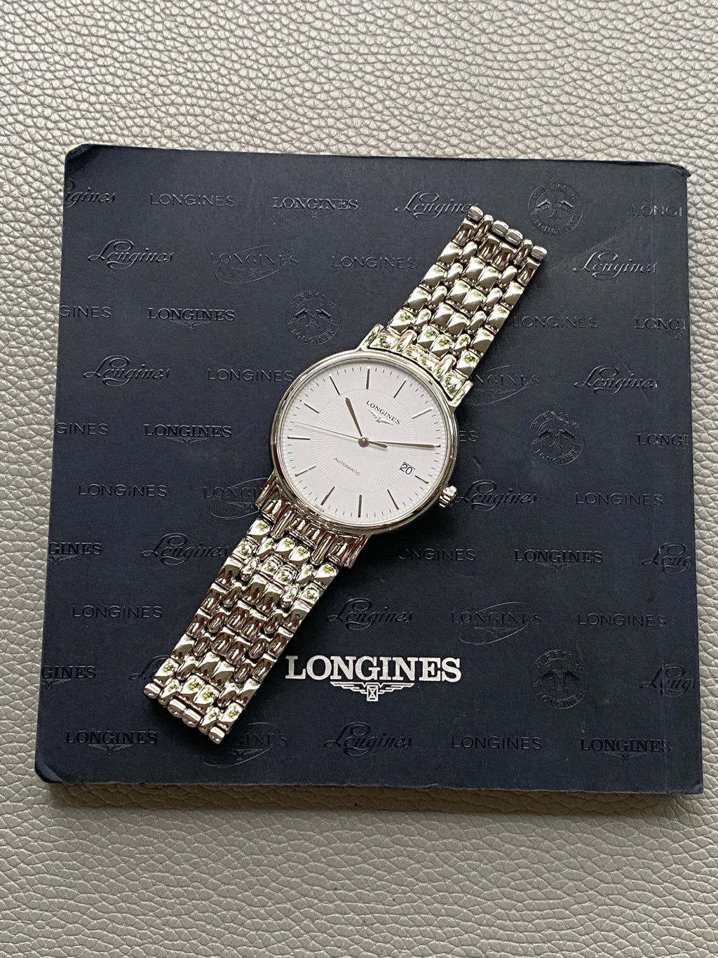 Longines Elegance White Automatic (self-winding) watch 38 millimeters L4.921.4.18.6
