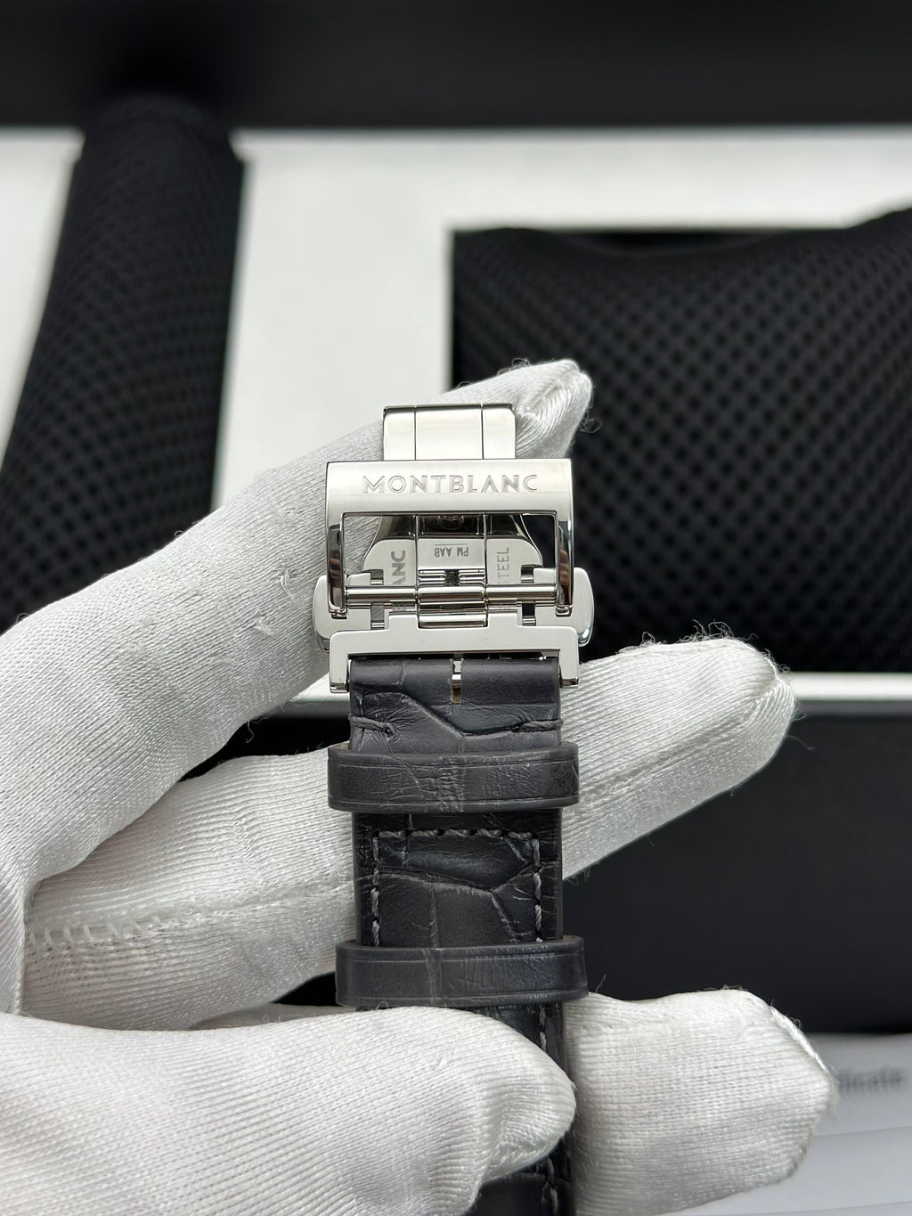 Montblanc White Automatic (self-winding) watch