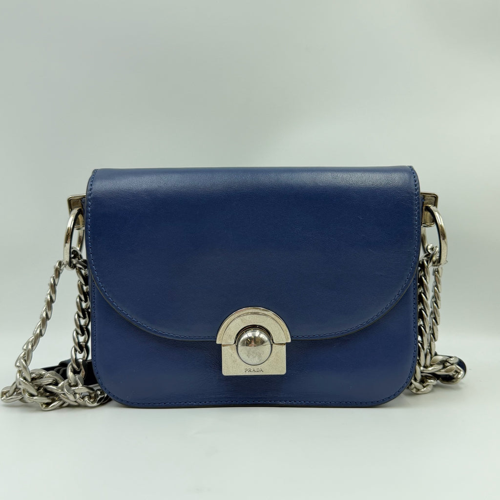 Prada Length: 22.0 cm | Height: 14.0 cm | Width: 4.0 cm 1BD030-PEO-F0D17
