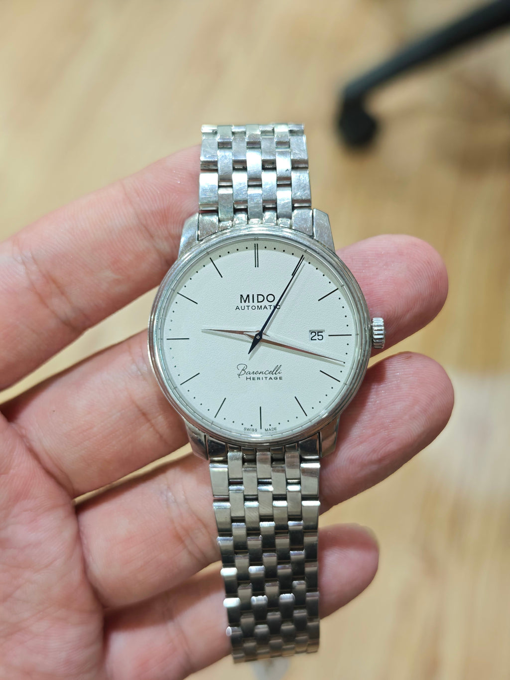 Mido Berenice Automatic (self-winding) watch 39 millimeters M027.407.11.010.00