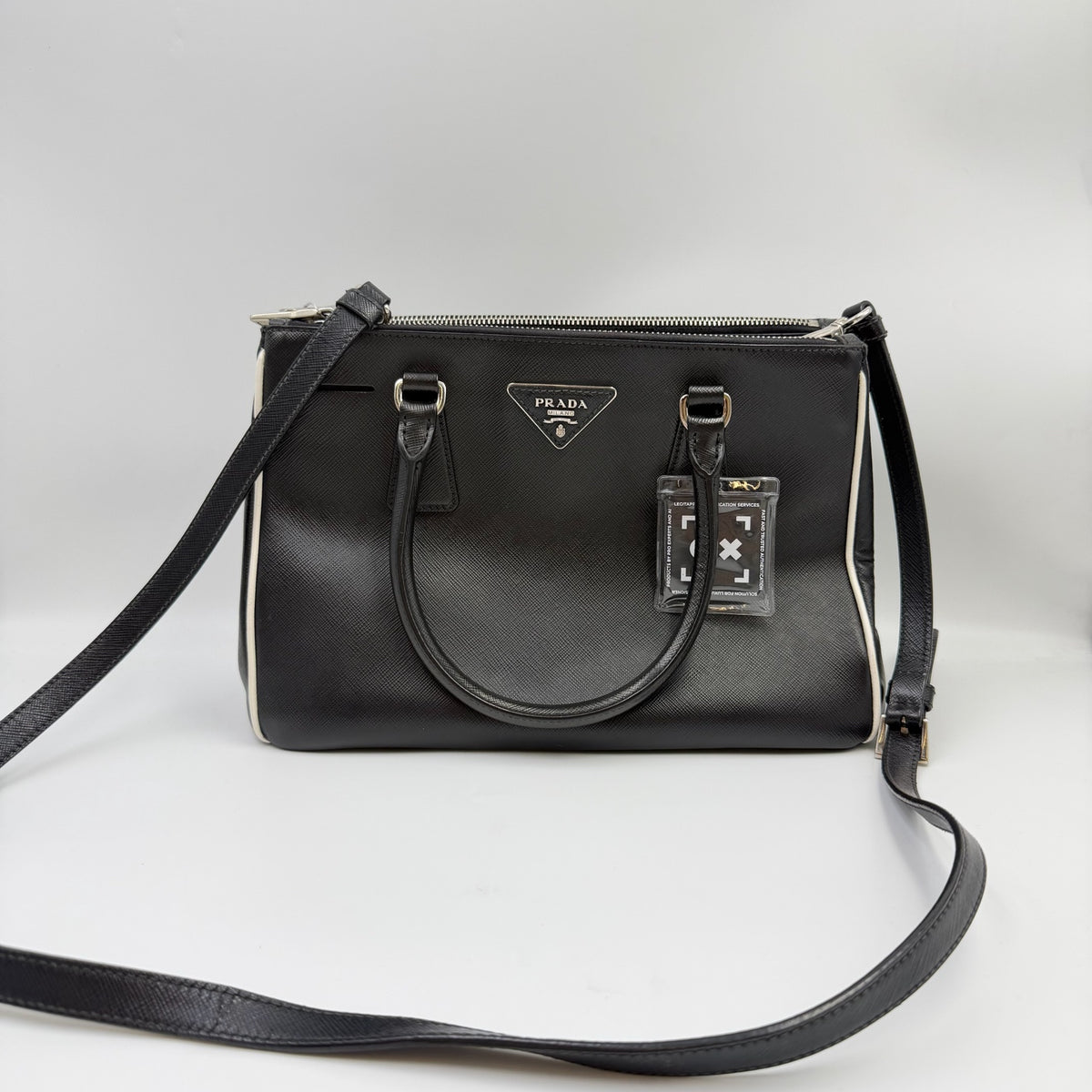 Prada Length: 24.5 cm, Height: 16.5 cm, Width: 11.0 cm 1BA896-NZV-F0N12