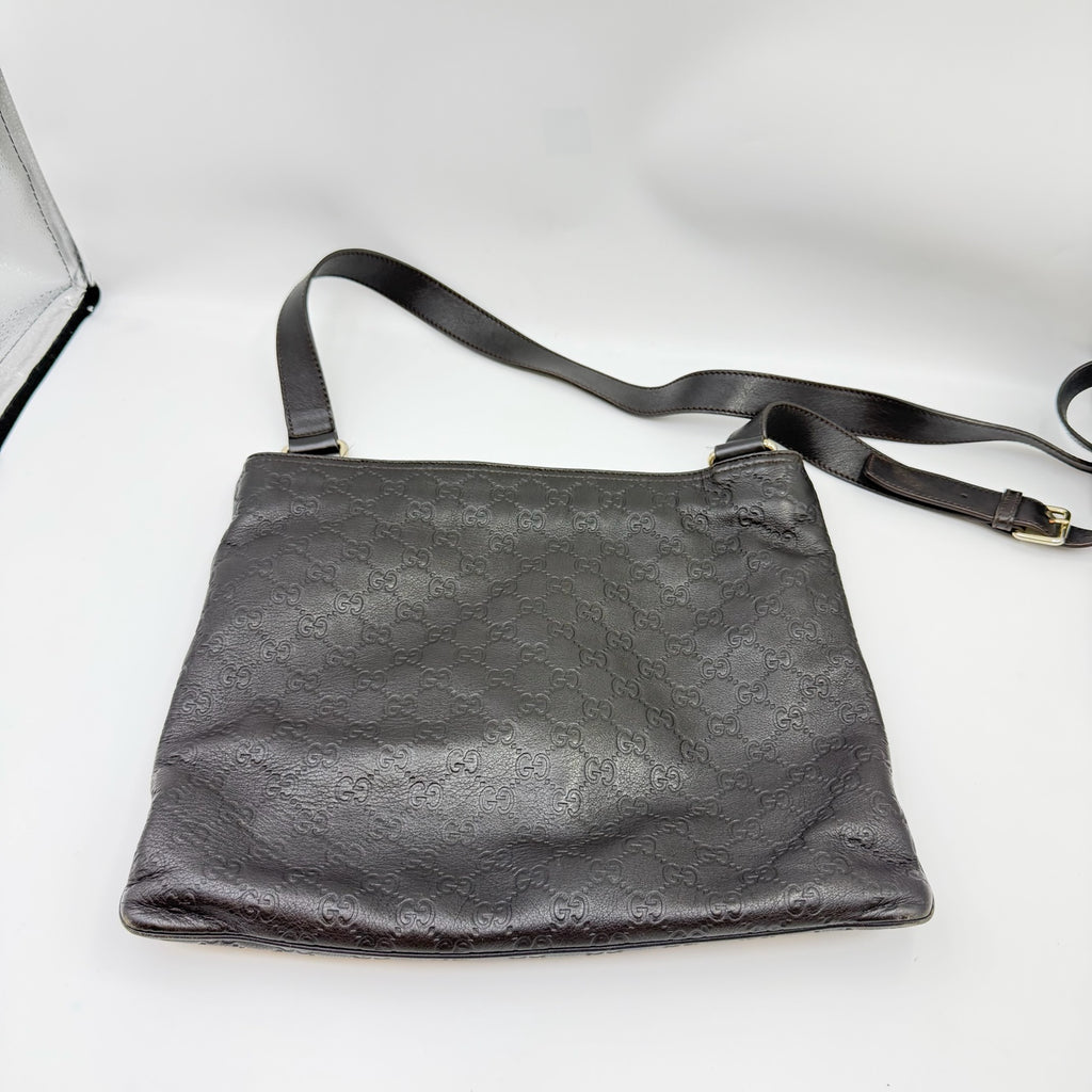Gucci Leather Length 34 x Width 2 x Height 29.5 cm 201446-BNX1G-1000