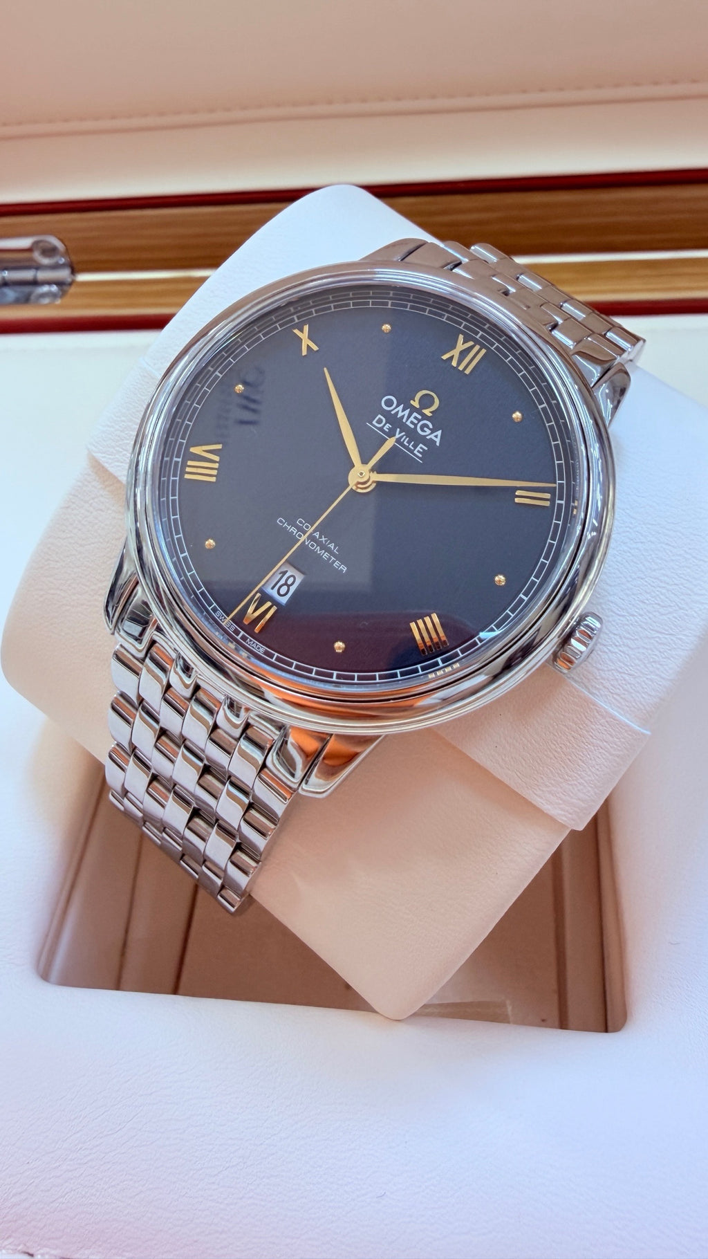 Omega Flying Series Blue Automatic (self-winding) watch 39.5 424.10.40.20.03.004