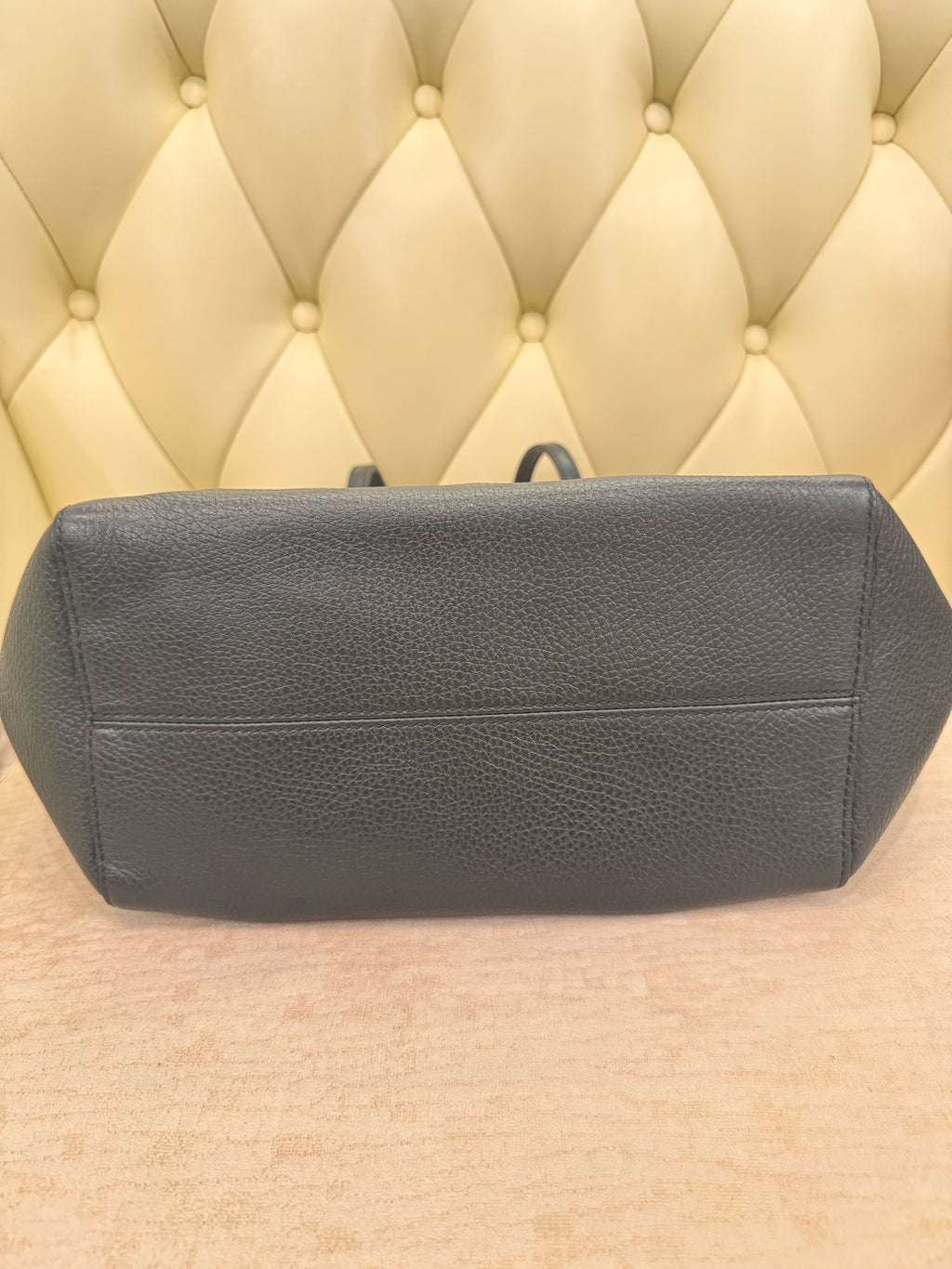Gucci Black Length 27 x Width 15 x Height 24 cm